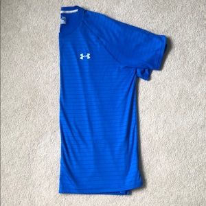 Under Armour polyester men’s workout shirt